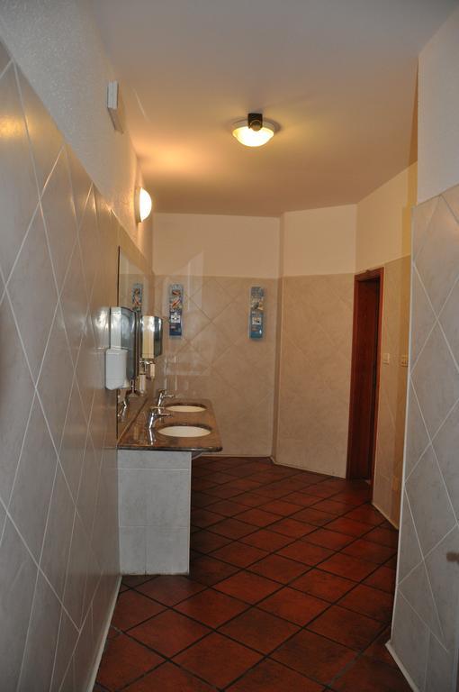 Europa Hostel Portorož Værelse billede